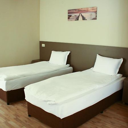 Guest House Central Kŭrdzhali Dış mekan fotoğraf