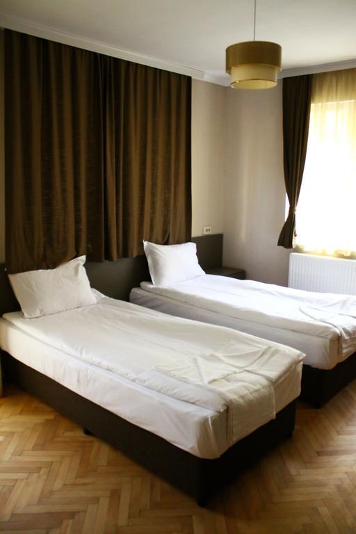 Guest House Central Kŭrdzhali Dış mekan fotoğraf